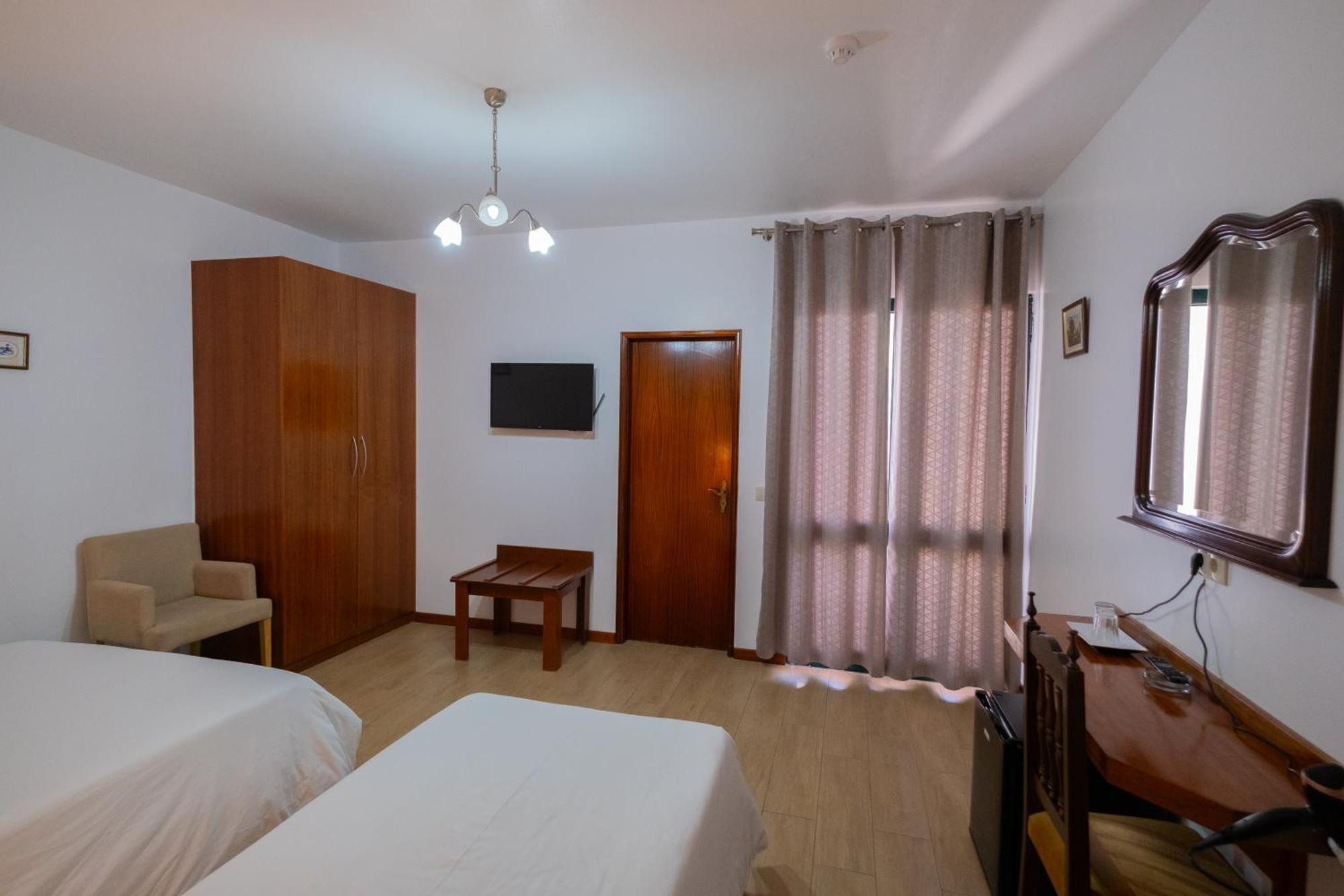 Residencial Familia Hotel Machico  Ngoại thất bức ảnh