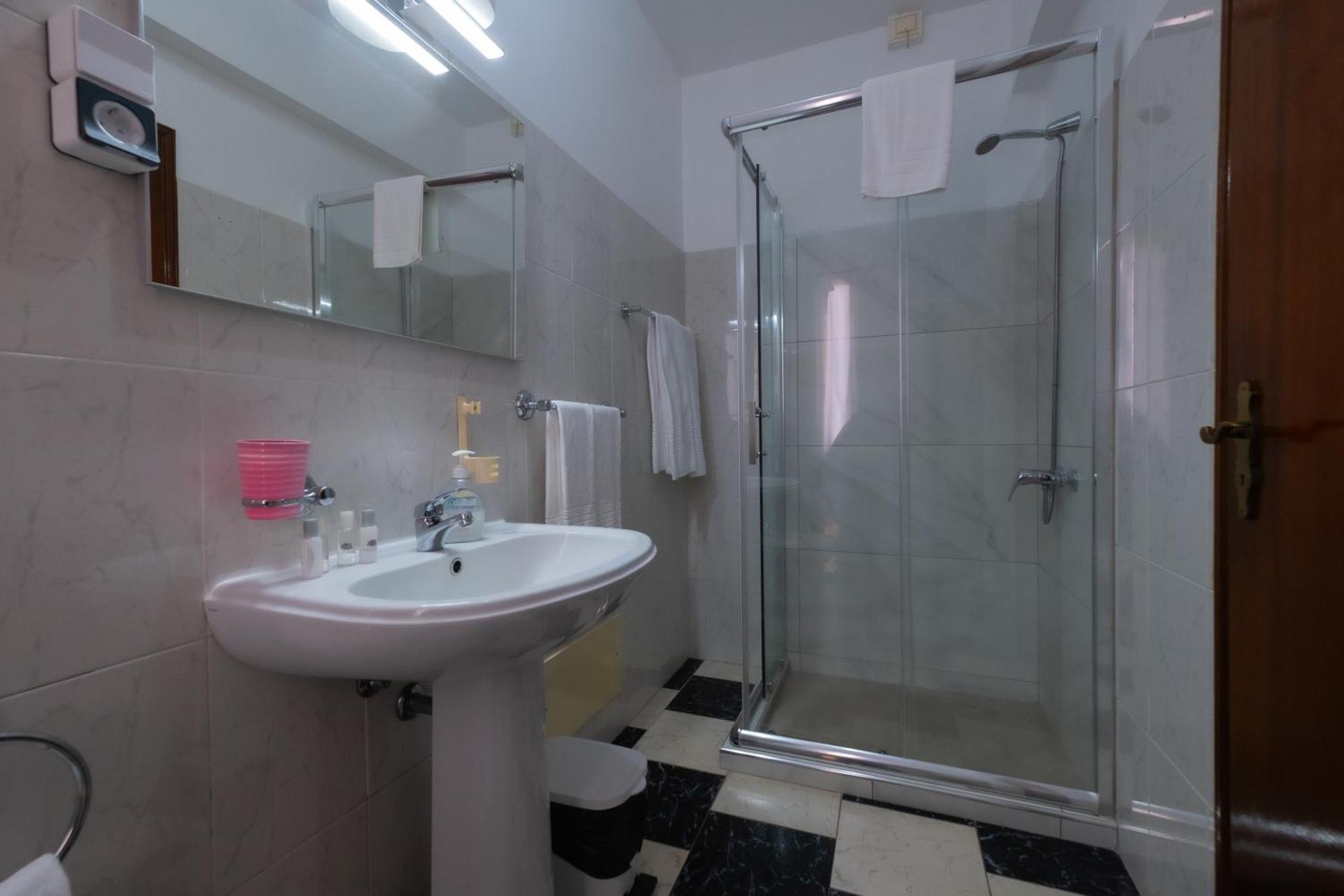 Residencial Familia Hotel Machico  Ngoại thất bức ảnh